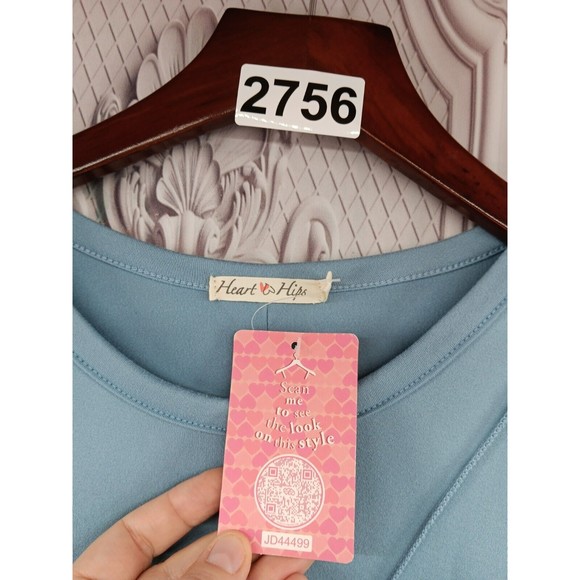 NWT Heart & Hips Maxi Dress Women Size L Stretch High Side Slits Perwinkle Blue - Picture 3 of 16